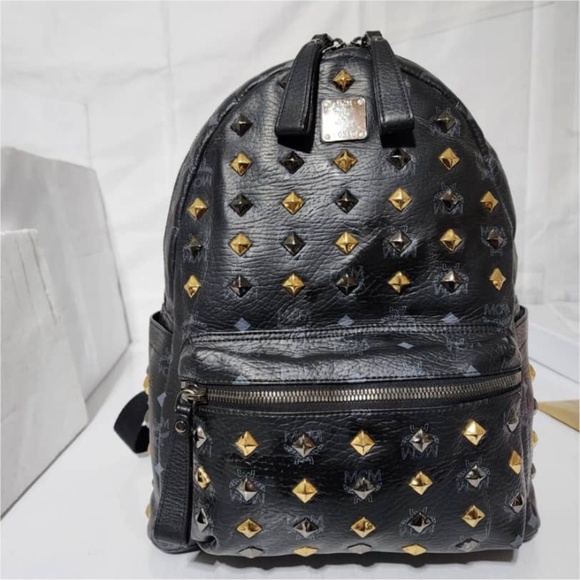 Authentic MCM Visetos Stark Leather Backpack Black/Gold main image 11
